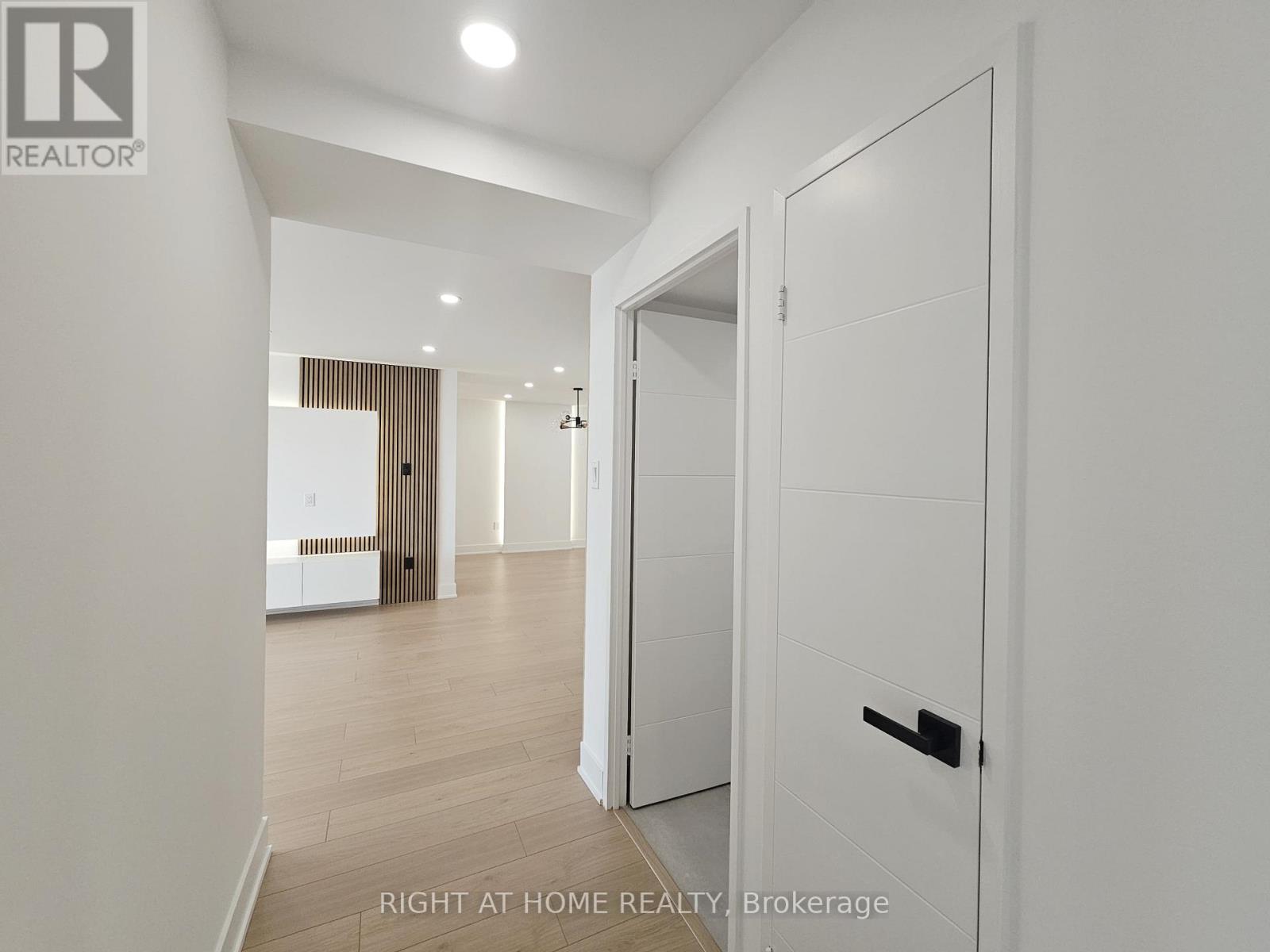 512 - 7460 Bathurst Street, Vaughan (Brownridge), Ontario  L4J 7K9 - Photo 13 - N12676648