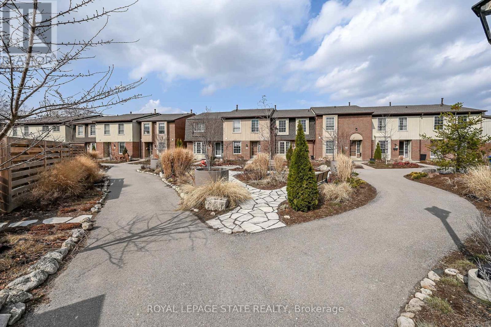 7 - 567 Guelph Line, Burlington (Roseland), Ontario  L7R 3M5 - Photo 36 - W12787046