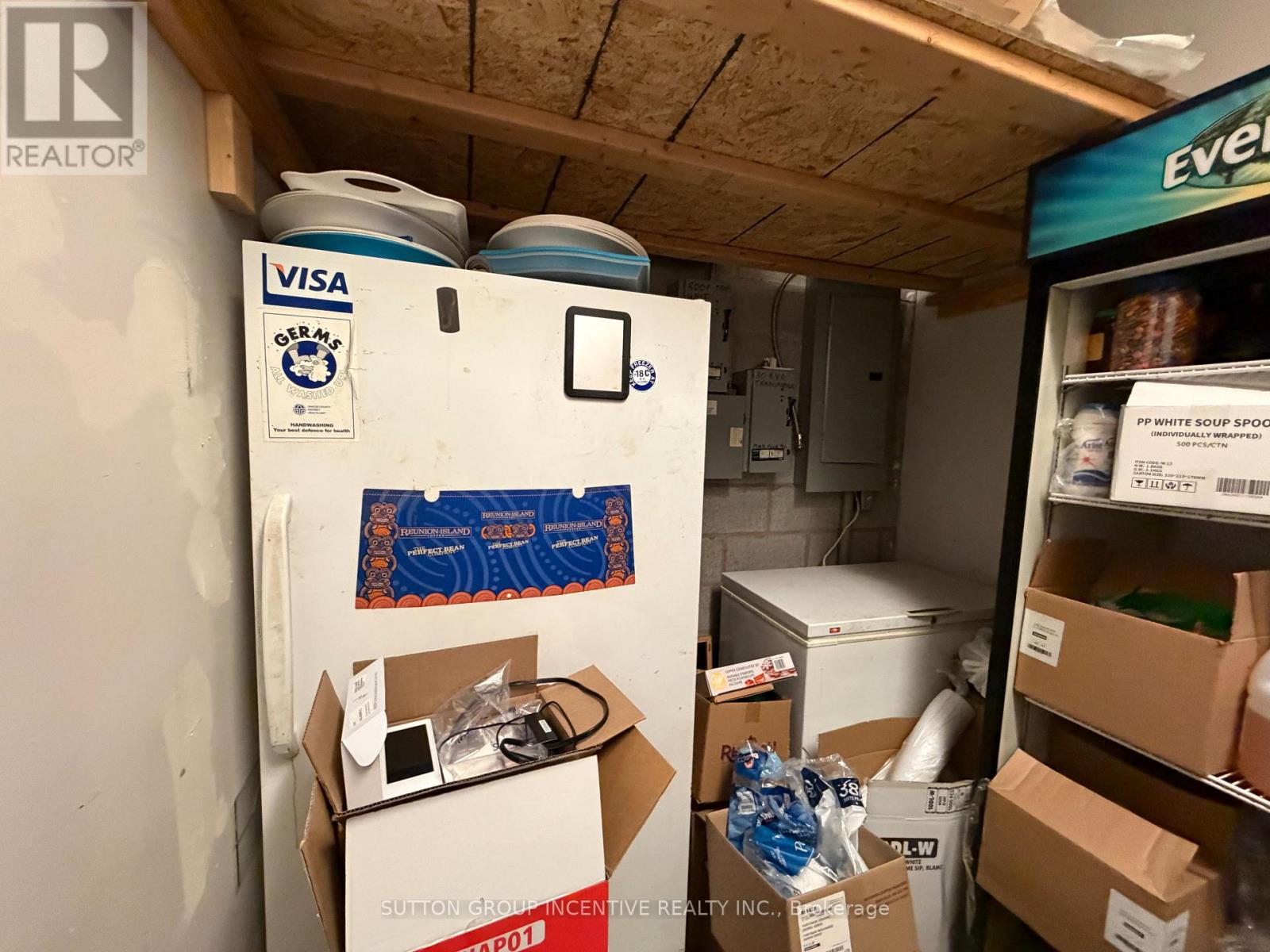 Unit 2 - 221 Cundles Road E, Barrie (Alliance), Ontario  L4N 4Y2 - Photo 9 - S12871740