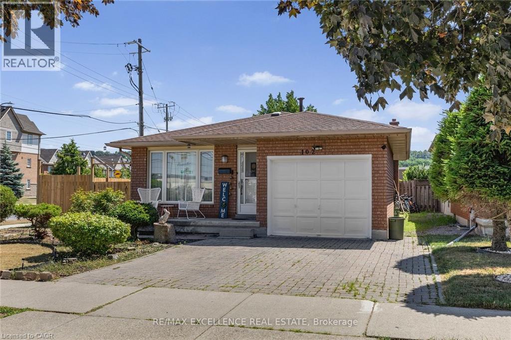 102 Juniper Drive, Hamilton, Ontario  L8E 4G6 - Photo 2 - 40811343