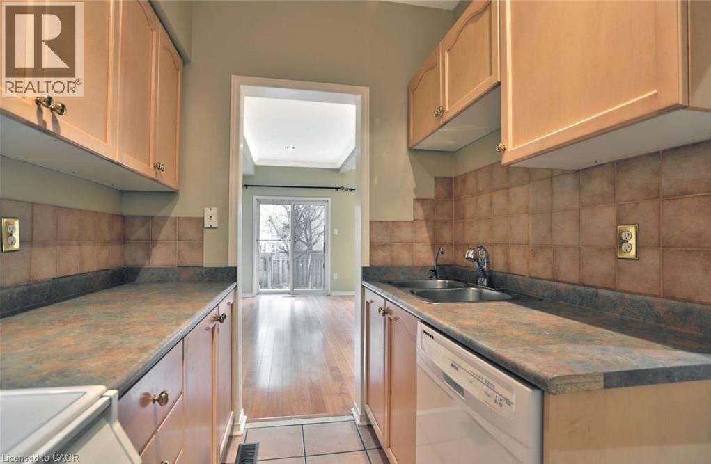 2344 Dalebrook Drive, Oakville, Ontario  L6H 6K2 - Photo 11 - 40811107