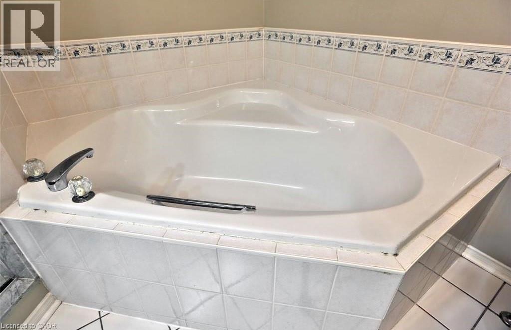 2344 Dalebrook Drive, Oakville, Ontario  L6H 6K2 - Photo 18 - 40811107