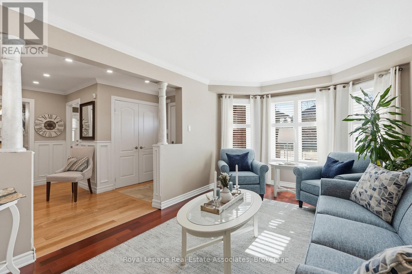 48 Chester Crescent, Halton Hills (Georgetown), Ontario  L7G 5W5 - Photo 8 - W12871756