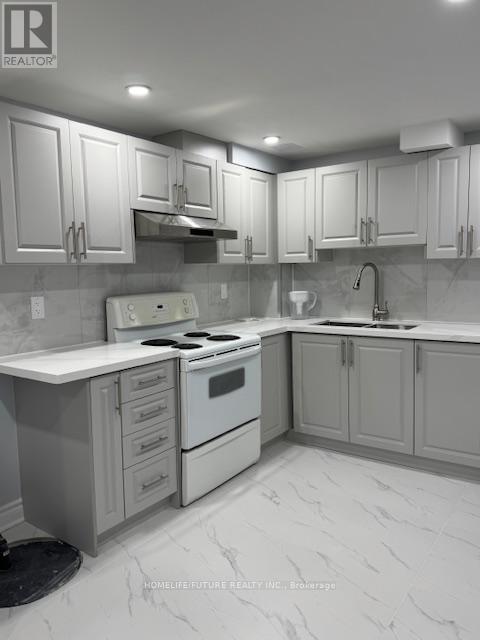 36 Ashmere Road, Brampton (Fletcher's Meadow), Ontario  L7A 1W9 - Photo 2 - W12871832