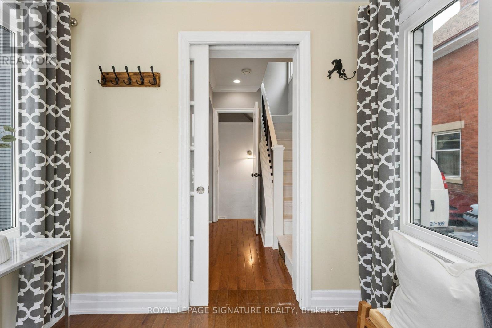 71 English Street, Brampton, Ontario  L6X 1L5 - Photo 3 - W12871858