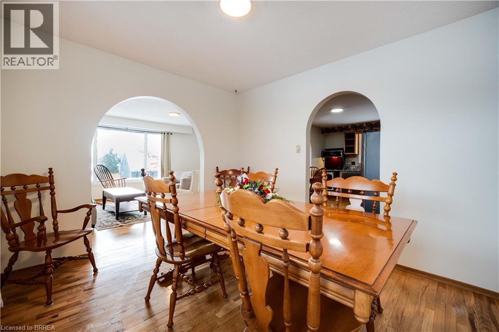 133 Burwell Street, Brantford, Ontario  N3T 4V2 - Photo 16 - 40784142