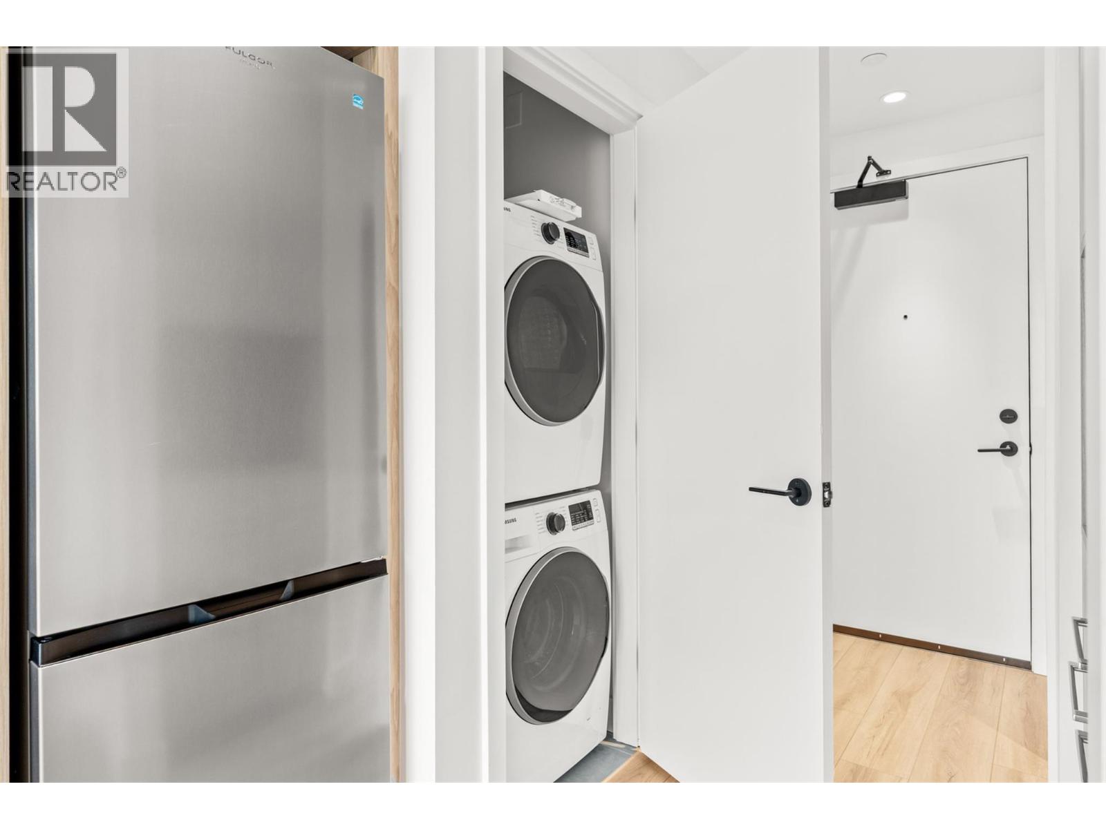 3051 Abbott Street Unit# 204, Kelowna, British Columbia  V1Y 1G9 - Photo 18 - 10376858