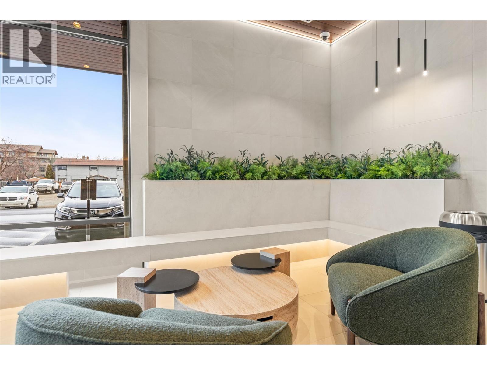 3051 Abbott Street Unit# 204, Kelowna, British Columbia  V1Y 1G9 - Photo 35 - 10376858