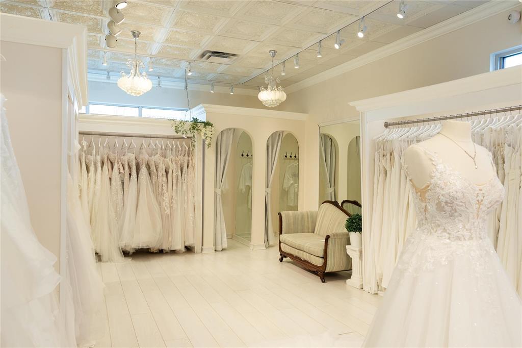 G&h 197 Main Street, Steinbach, Manitoba  R5G 1Y5 - Photo 10 - 202604184