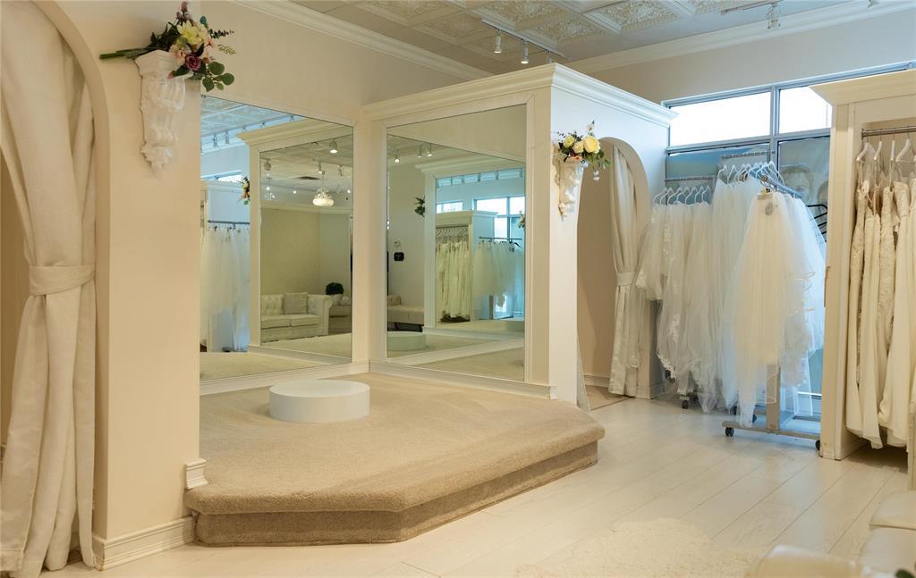 G&h 197 Main Street, Steinbach, Manitoba  R5G 1Y5 - Photo 16 - 202604184