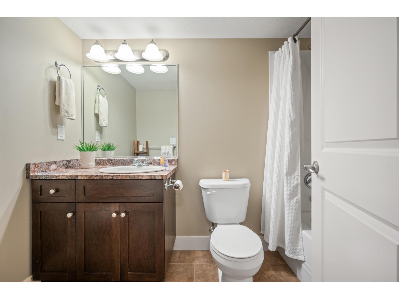 21027 83a Avenue, Langley, British Columbia  V2Y 0C1 - Photo 32 - R3097436