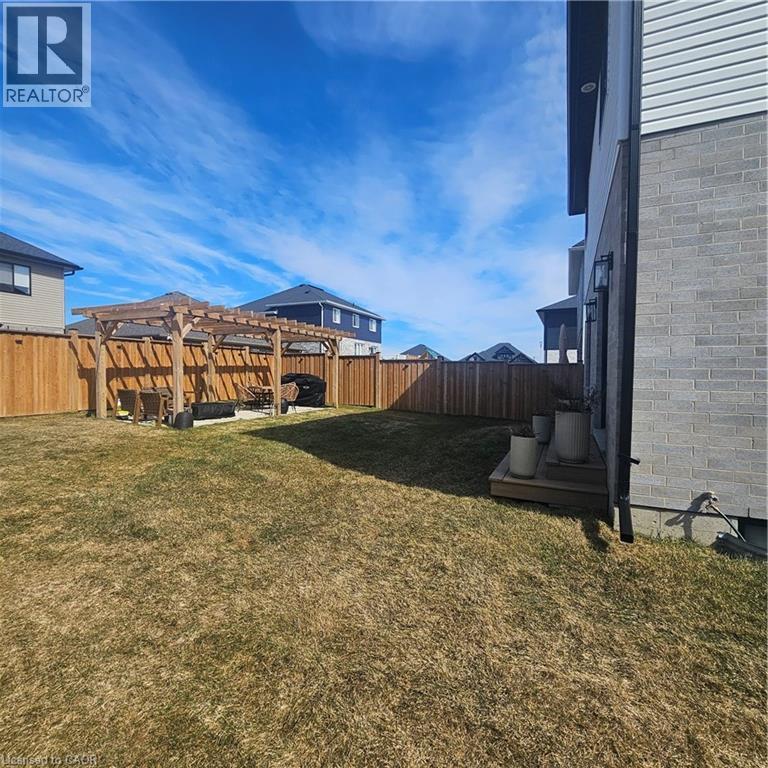 35 Fred Krug Avenue, Tavistock, Ontario  N0B 2R0 - Photo 39 - 40811501