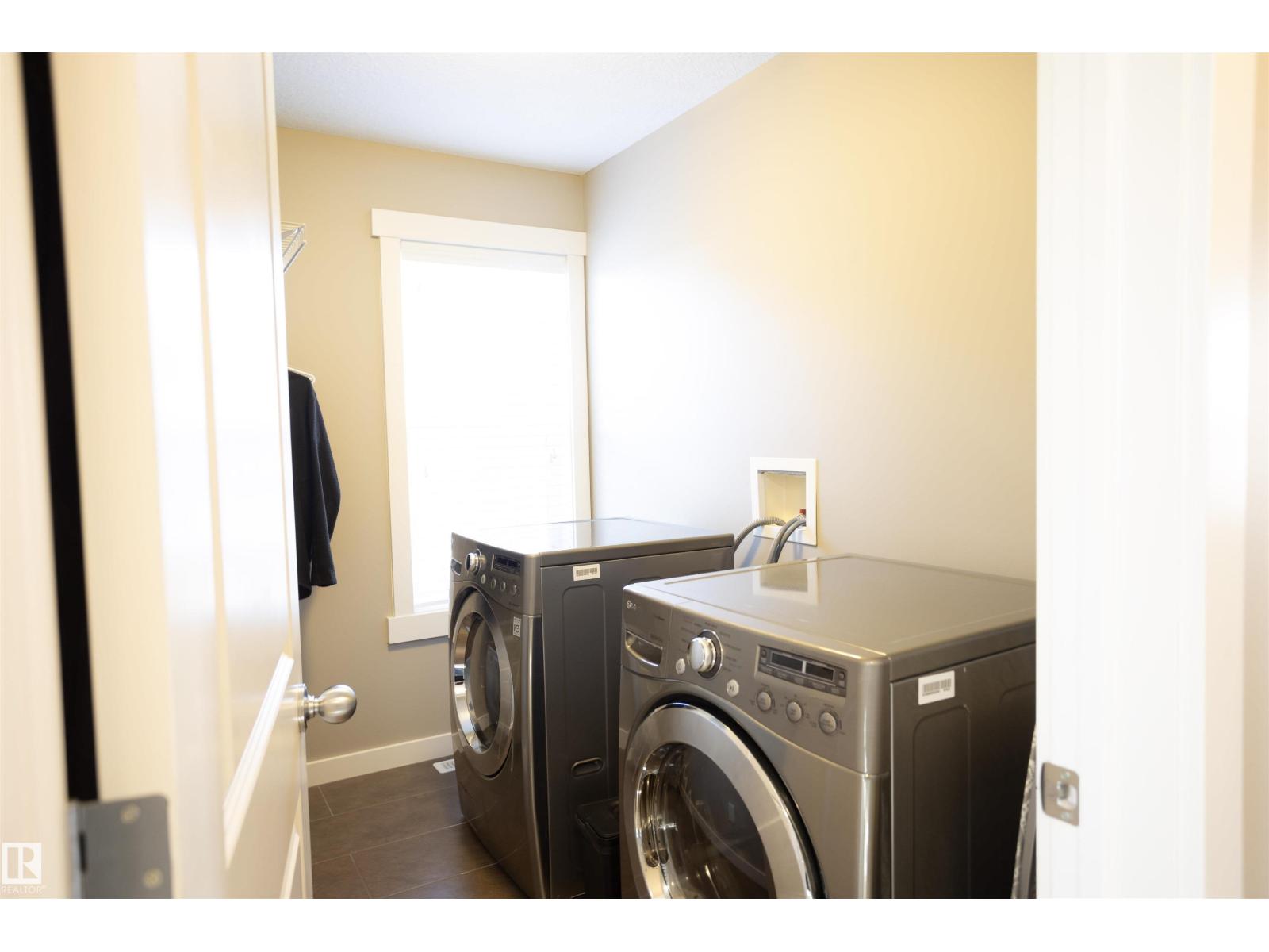 1070 Gault Bv Nw, Edmonton, Alberta  T5E 6N7 - Photo 46 - E4476883