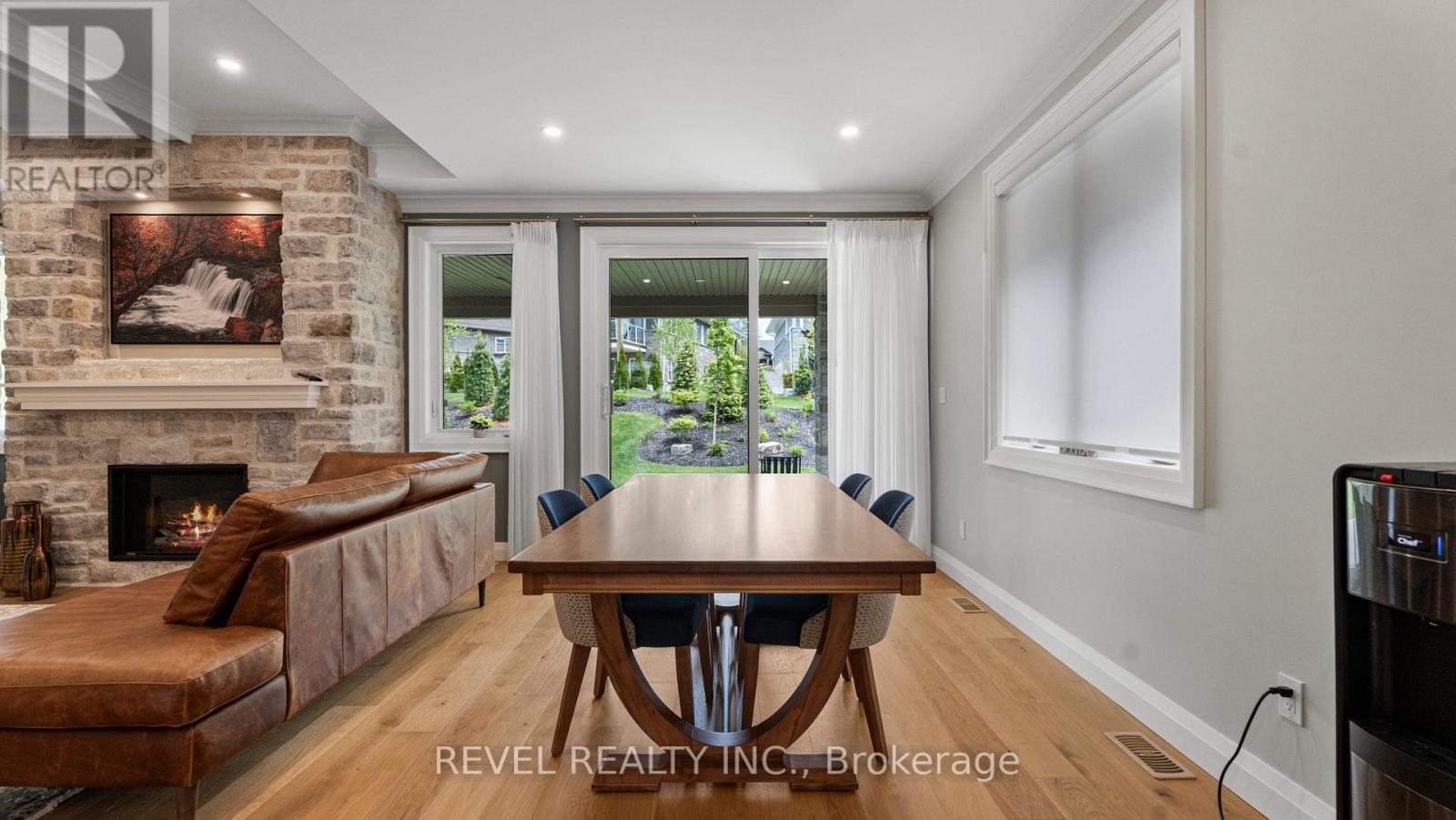 52 Beechnut Lane, Norfolk (Port Dover), Ontario  N0A 1N7 - Photo 14 - X12871734