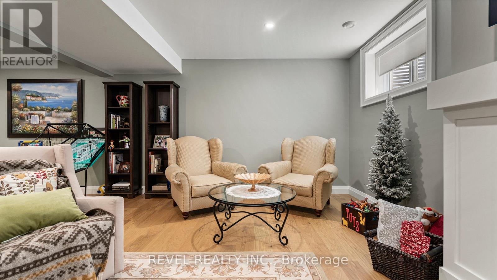 52 Beechnut Lane, Norfolk (Port Dover), Ontario  N0A 1N7 - Photo 29 - X12871734