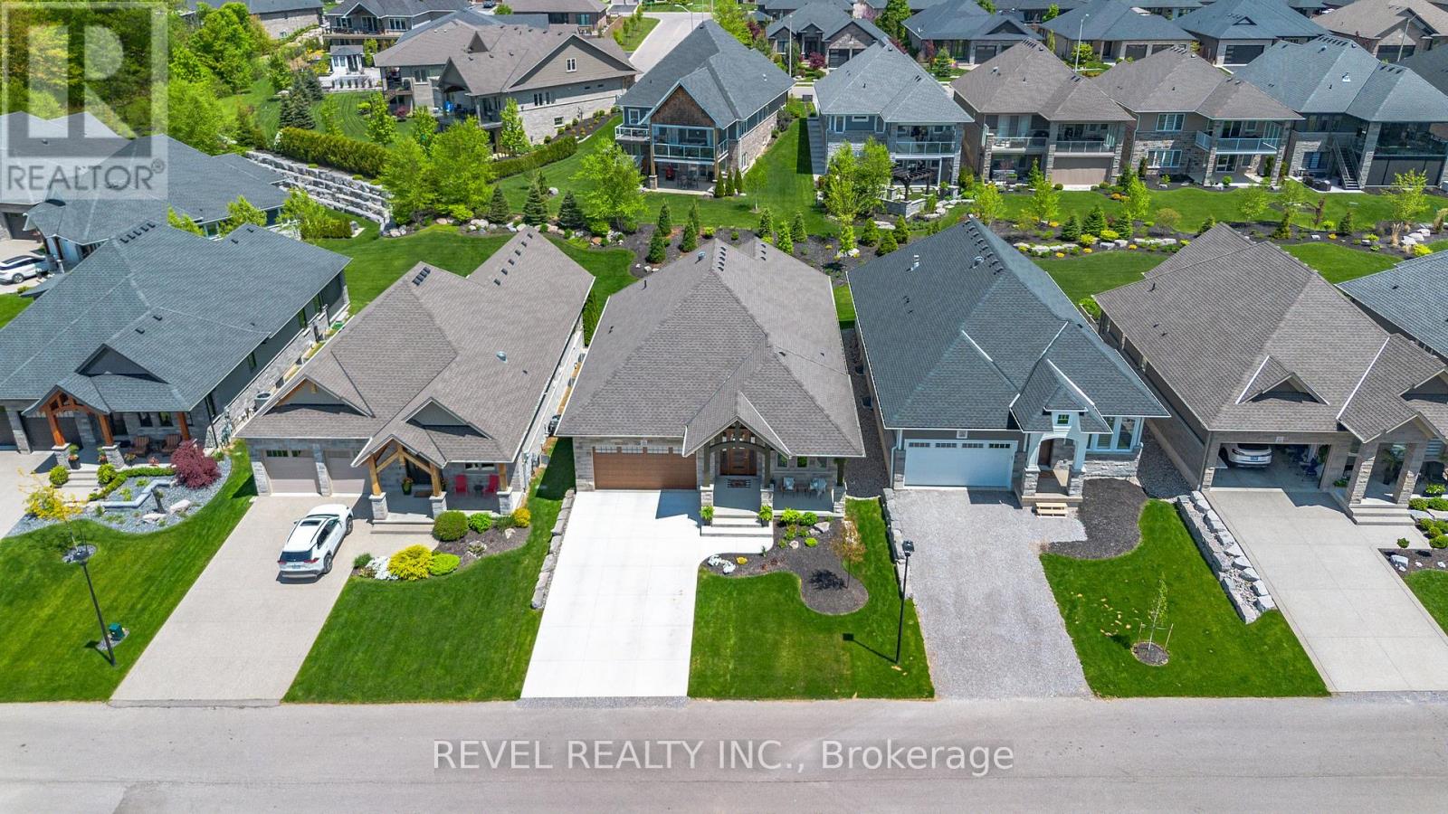 52 Beechnut Lane, Norfolk (Port Dover), Ontario  N0A 1N7 - Photo 48 - X12871734