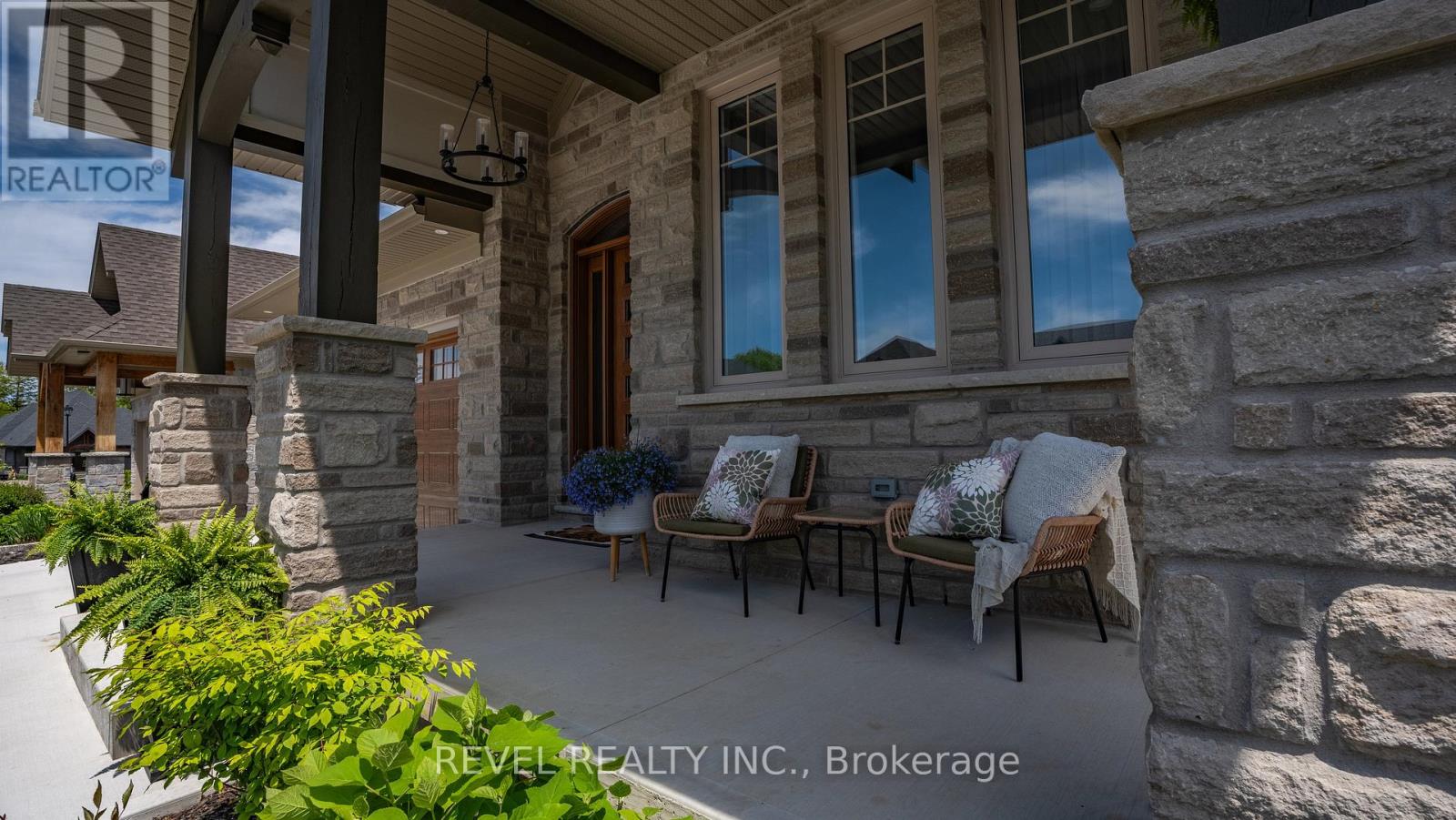 52 Beechnut Lane, Norfolk (Port Dover), Ontario  N0A 1N7 - Photo 5 - X12871734