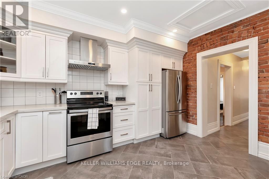 232 Bay Street N, Hamilton (Central), Ontario  L8R 2R2 - Photo 19 - X12871752