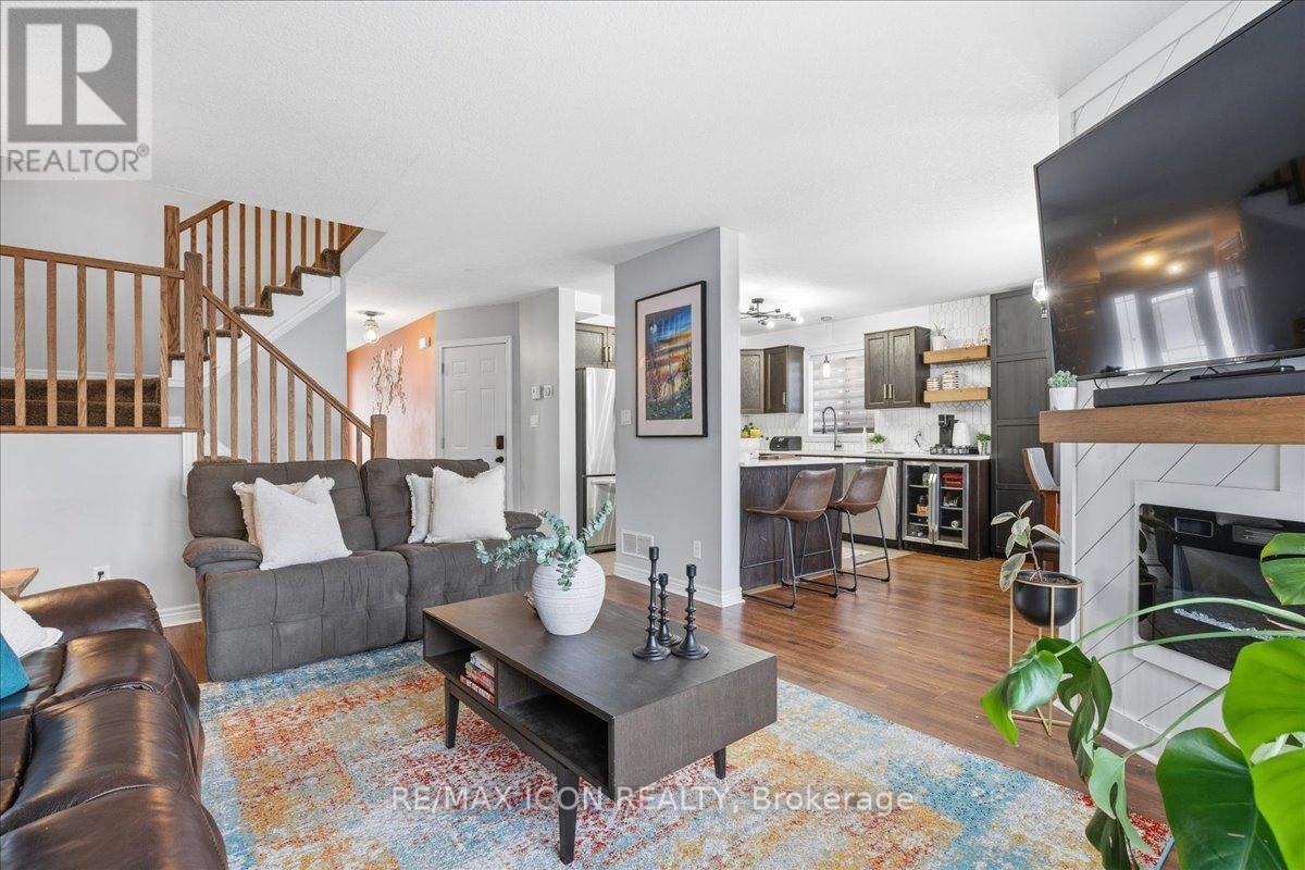 361 Sienna Crescent, Kitchener, Ontario  N2R 1T8 - Photo 10 - X12871764