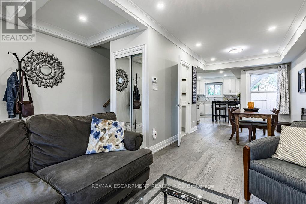 67 Gage Avenue N, Hamilton, Ontario  L8L 6Z8 - Photo 4 - X12871786