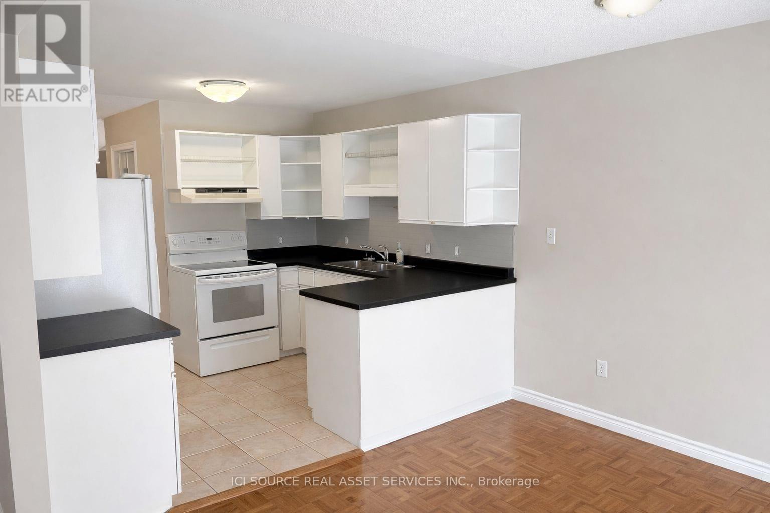 1593 Murphy Road, Sarnia, Ontario  N7S 2Z4 - Photo 4 - X12871854