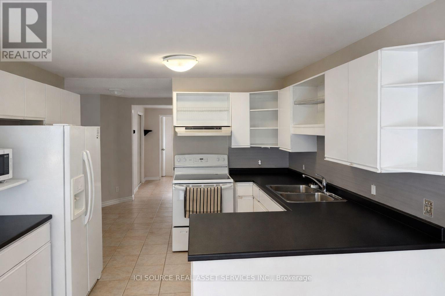 1593 Murphy Road, Sarnia, Ontario  N7S 2Z4 - Photo 5 - X12871854