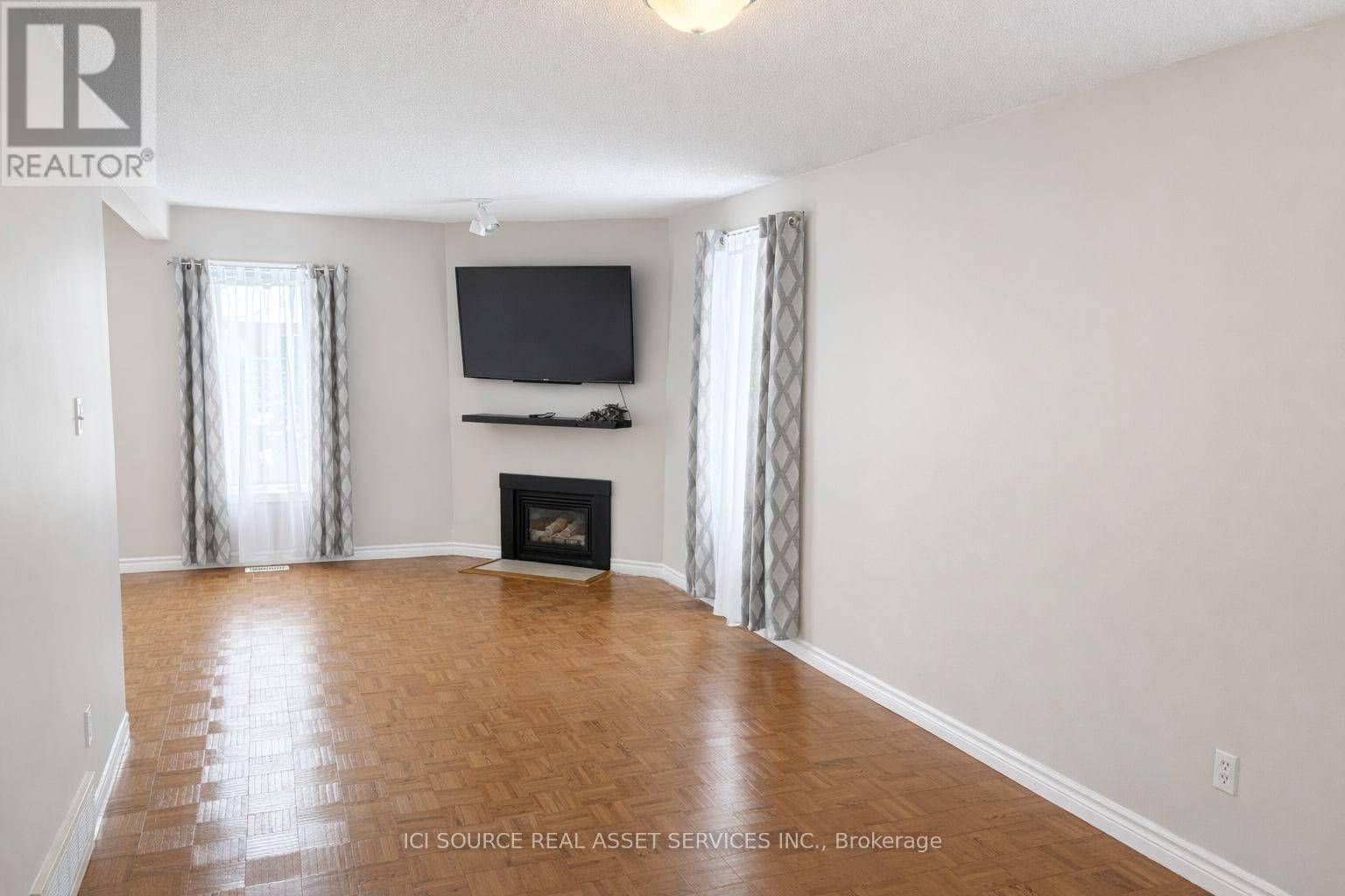 1593 Murphy Road, Sarnia, Ontario  N7S 2Z4 - Photo 8 - X12871854