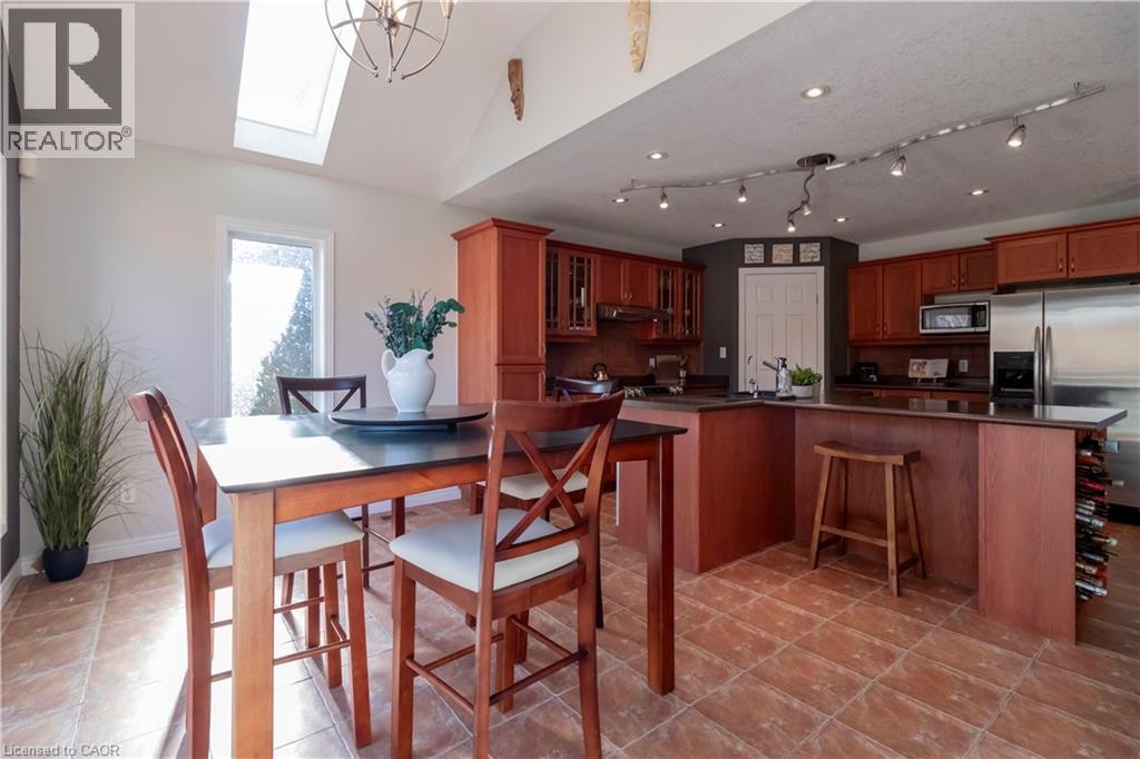 622 Doon South Drive, Kitchener, Ontario  N2P 2X4 - Photo 9 - 40810579