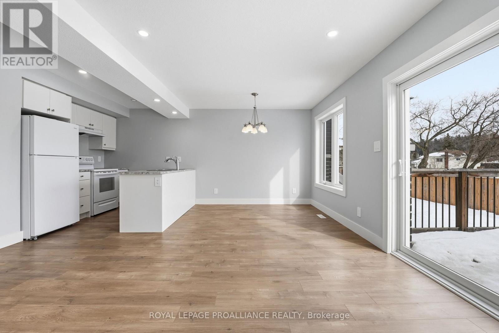 7 Brittany Lane, Quinte West, Ontario  K0K 2C0 - Photo 9 - X12834124