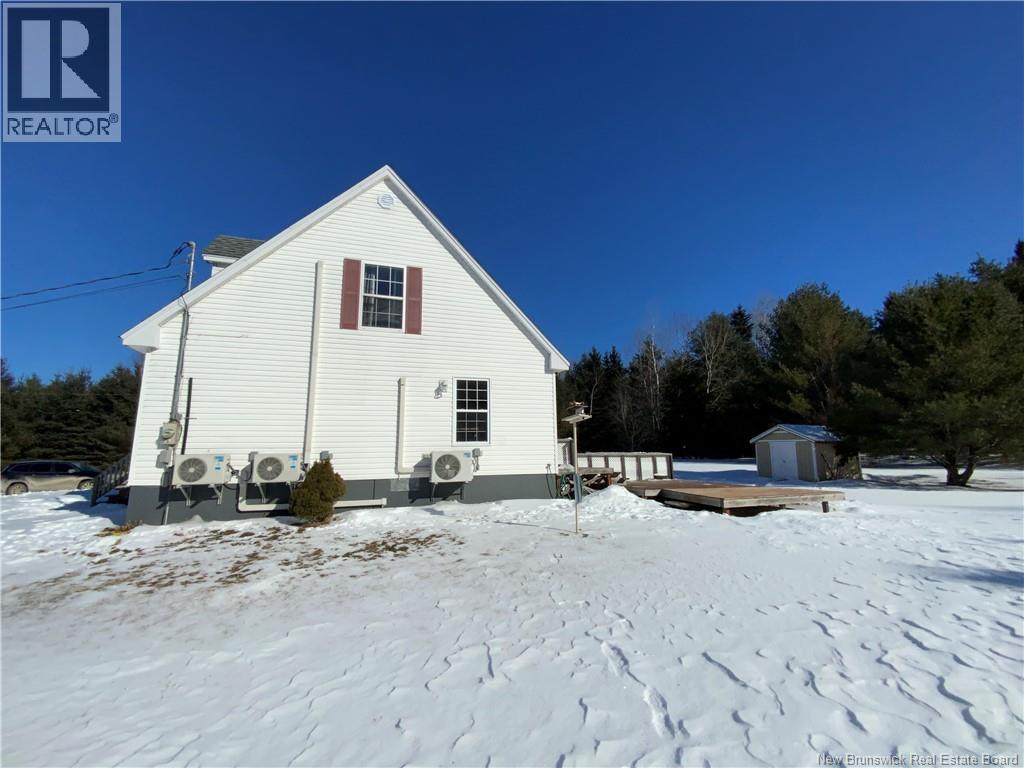 128 Mechanic Street, Bath, New Brunswick  E7J 1H4 - Photo 3 - NB133327