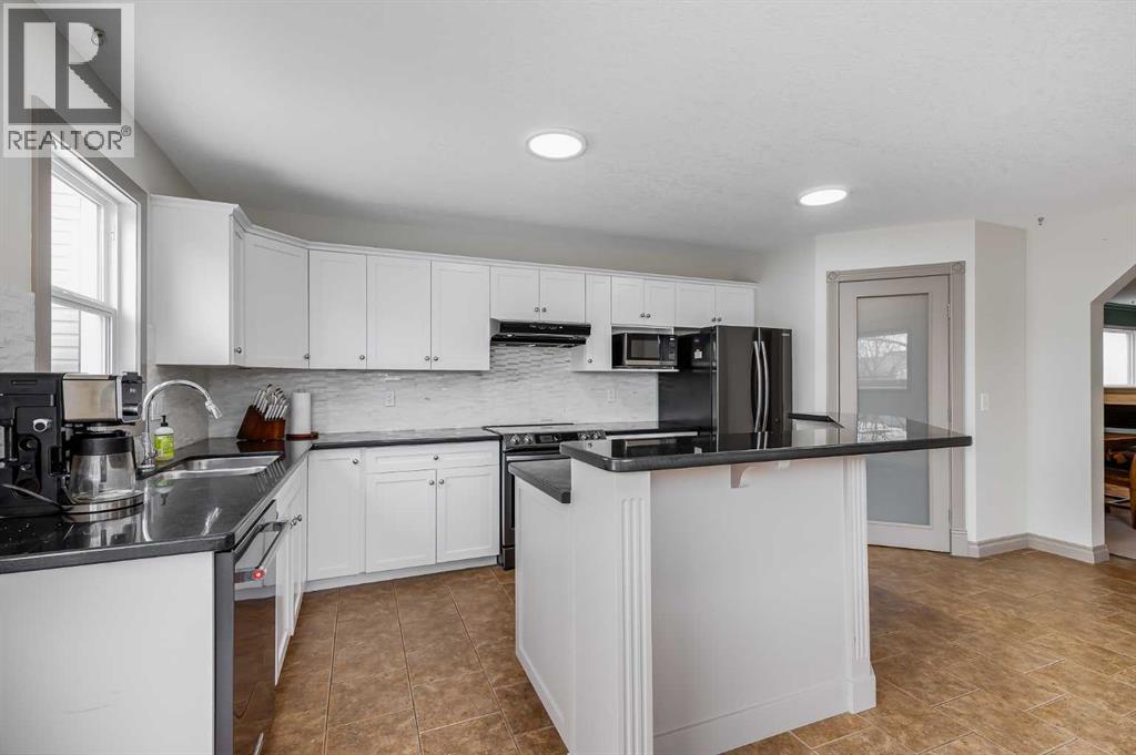 2232 15a Street Se, Calgary, Alberta  T2G 3N1 - Photo 9 - A2289339