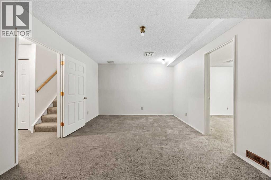 25, 12625 24 Street Sw, Calgary, Alberta  T2W 4B1 - Photo 32 - A2292017