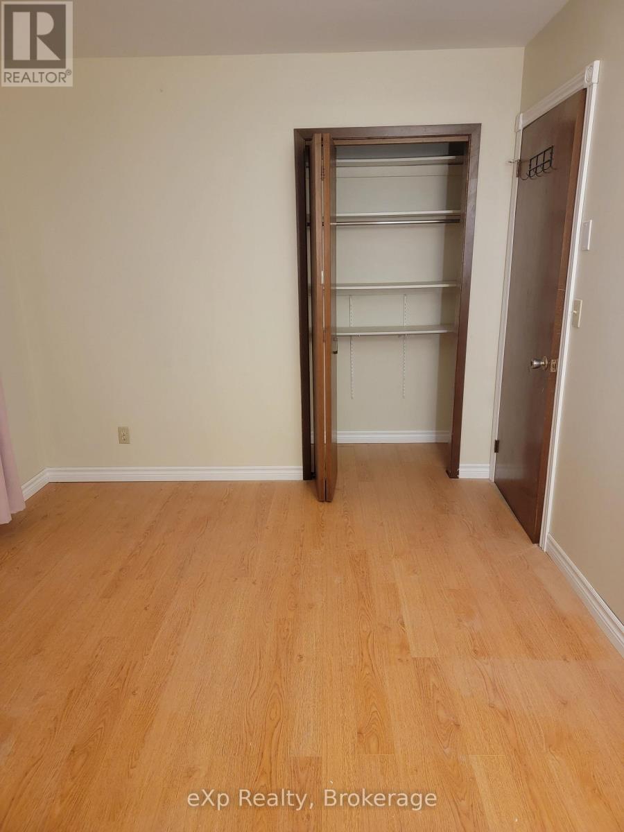 920 5th Avenue E, Owen Sound, Ontario  N4K 2S2 - Photo 12 - X12854800