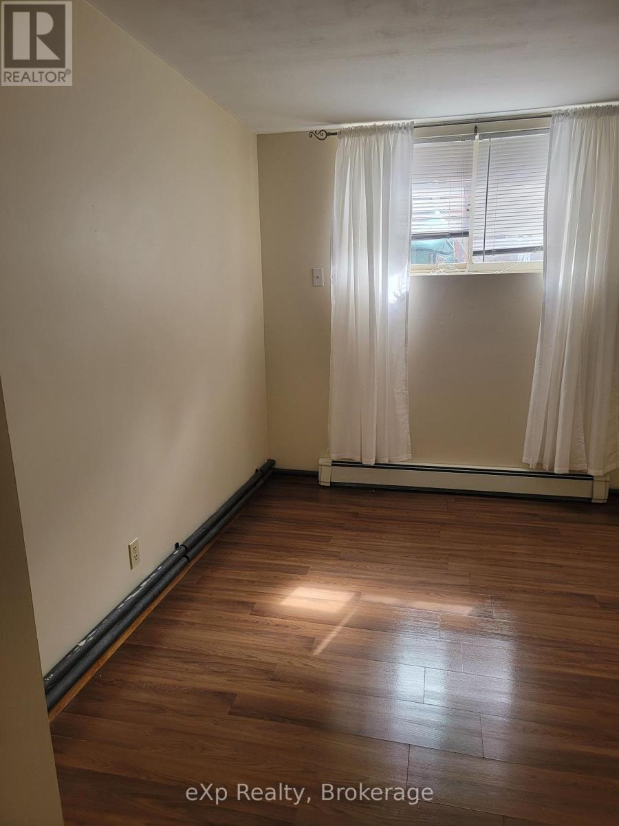 920 5th Avenue E, Owen Sound, Ontario  N4K 2S2 - Photo 32 - X12854800