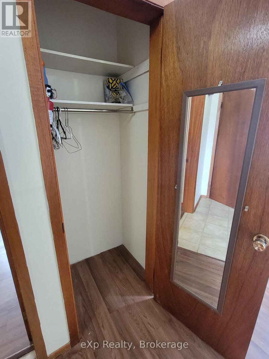 920 5th Avenue E, Owen Sound, Ontario  N4K 2S2 - Photo 34 - X12854800