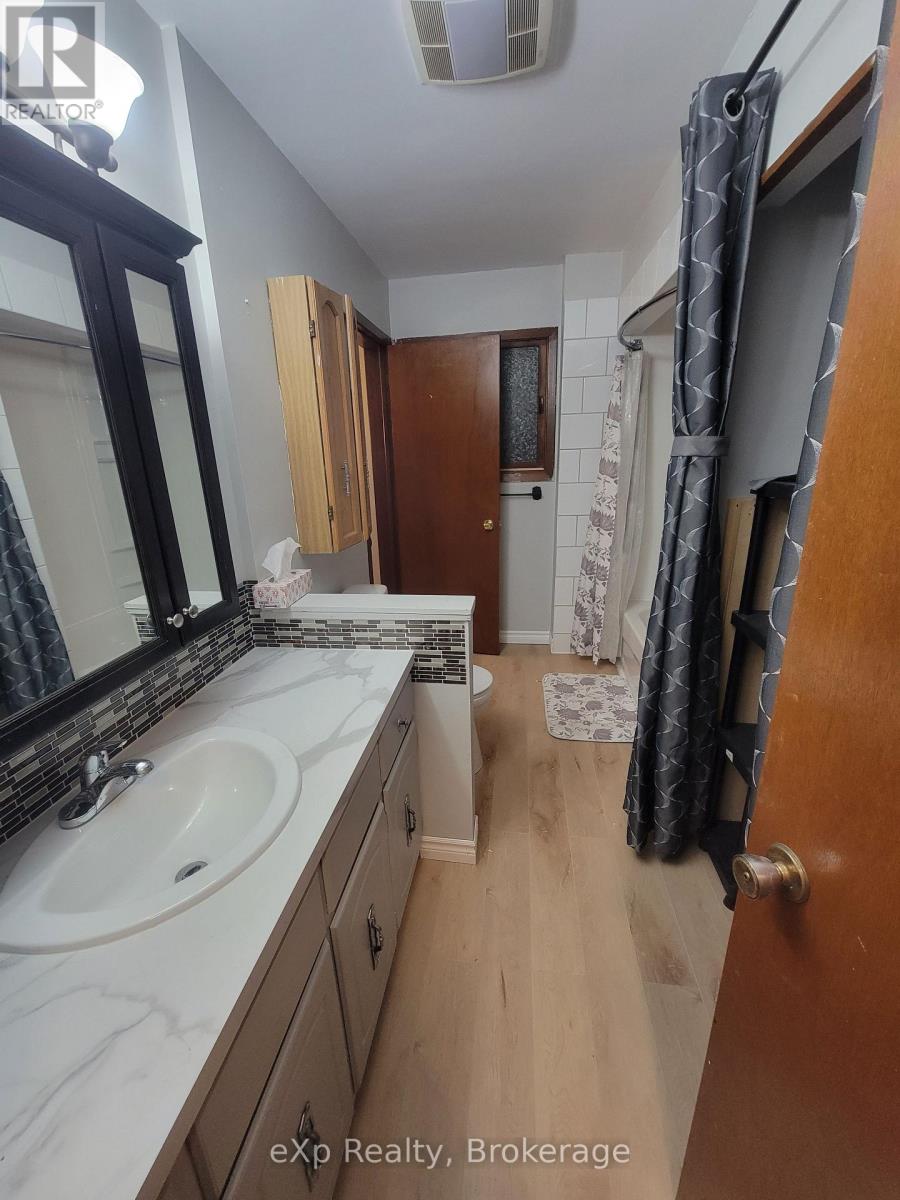 920 5th Avenue E, Owen Sound, Ontario  N4K 2S2 - Photo 24 - X12854800