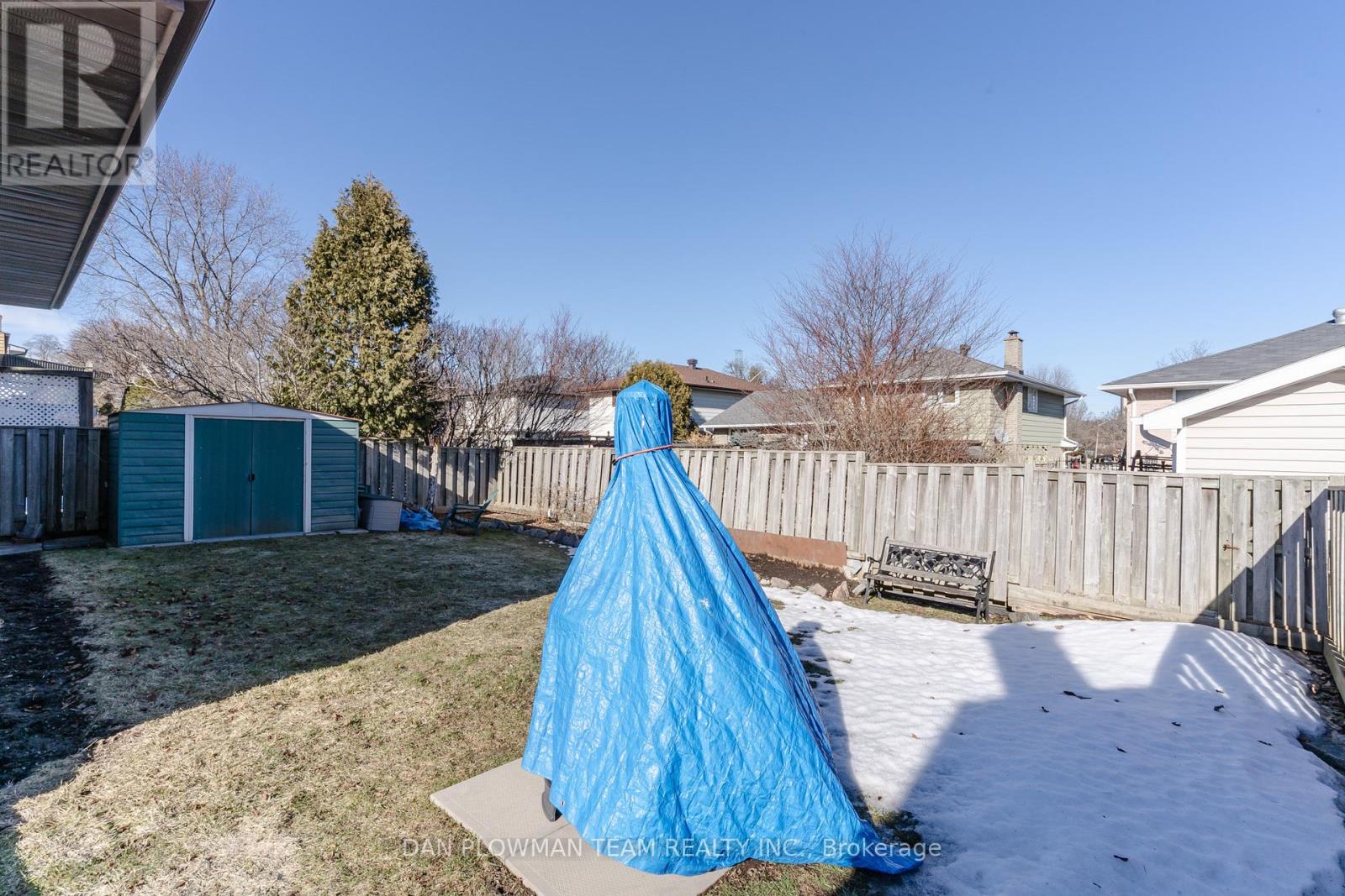 895 Exeter Street, Oshawa (Centennial), Ontario  L1G 6R9 - Photo 38 - E12871782