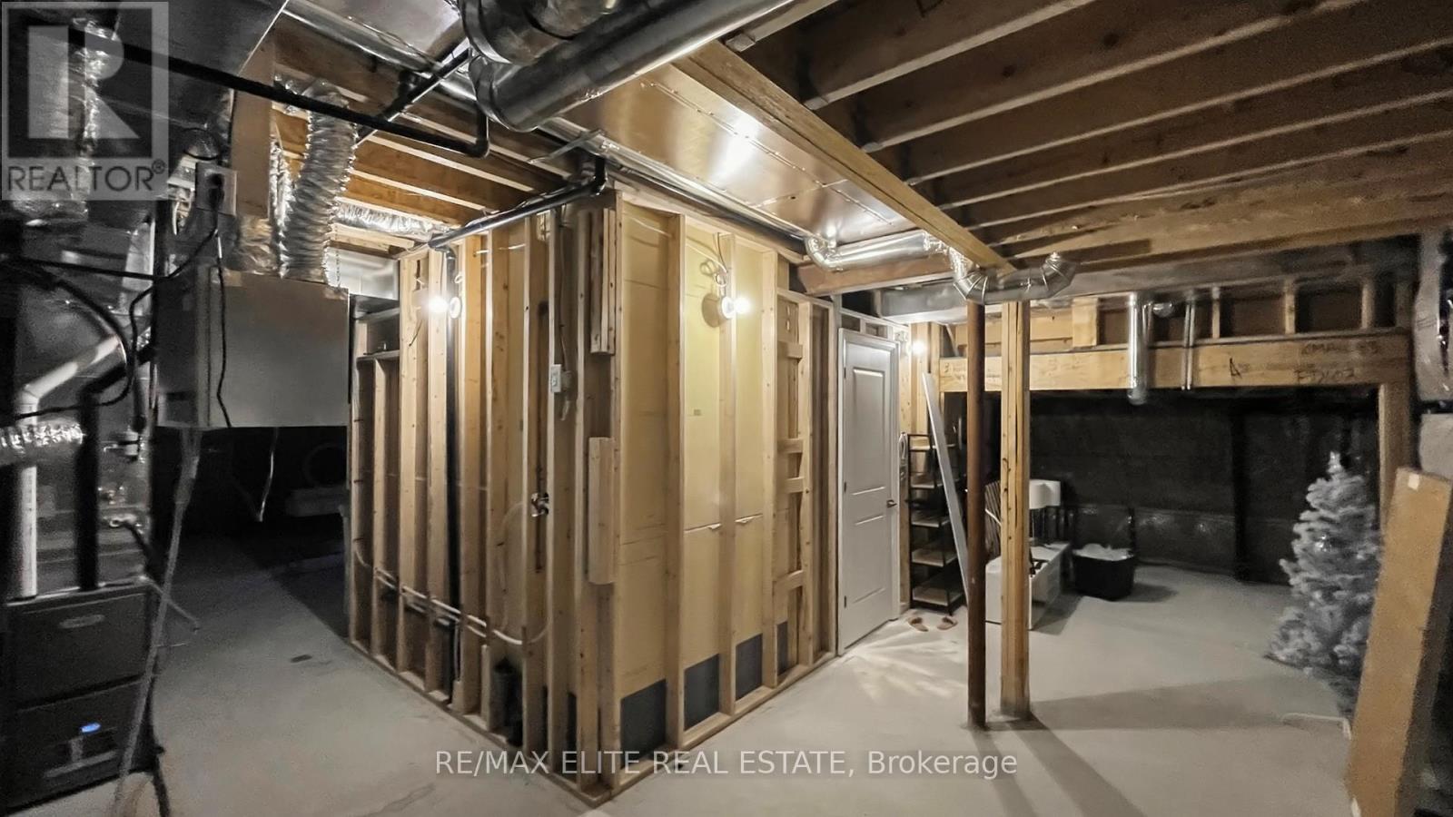 11 Dwell Avenue, Markham, Ontario  L6C 3R3 - Photo 41 - N12870056