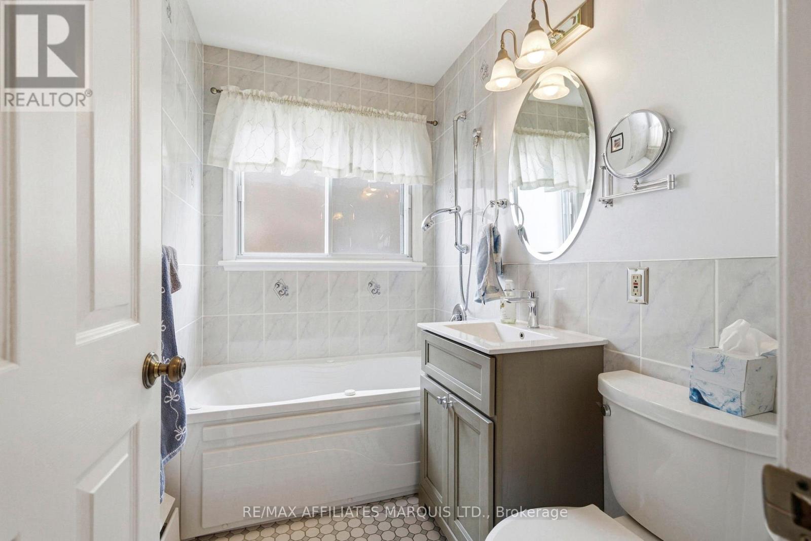 1318 Montreal Road, Cornwall, Ontario  K6H 1E6 - Photo 18 - X12872084