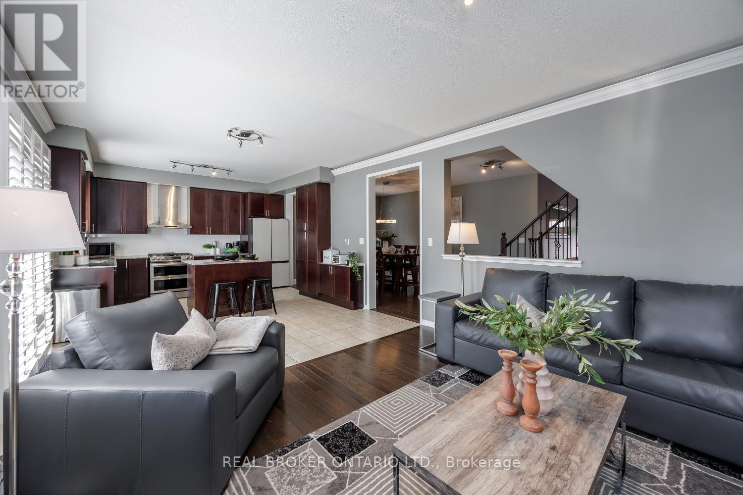 39 Harvey Jones Avenue, Clarington, Ontario  L1C 0L9 - Photo 11 - E12871968