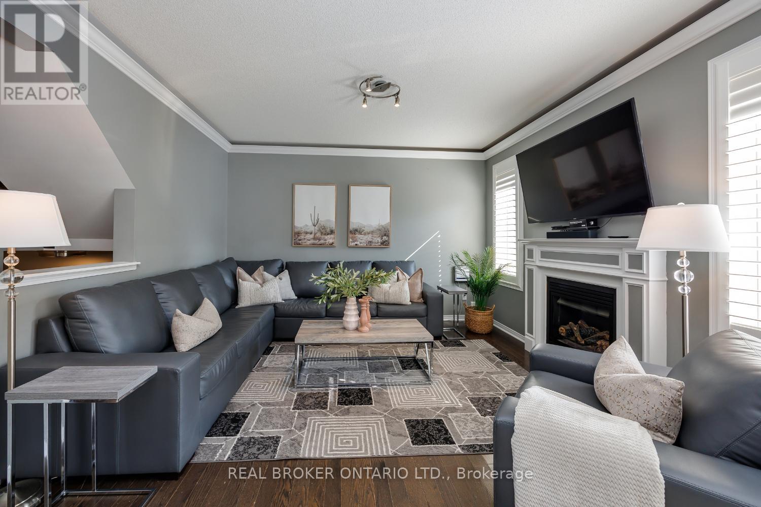 39 Harvey Jones Avenue, Clarington, Ontario  L1C 0L9 - Photo 13 - E12871968