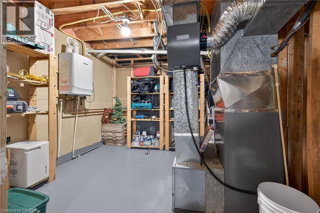 233 Green Mountain Road E, Stoney Creek, Ontario  L8J 2Z5 - Photo 38 - 40811506