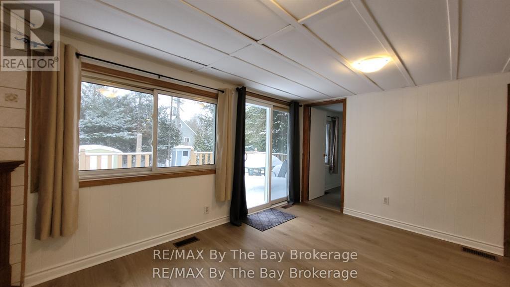 35 47th Street N, Wasaga Beach, Ontario  L9Z 1Y5 - Photo 4 - S12871934