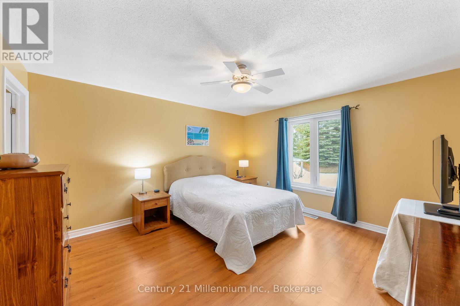 20 Illinois Crescent, Wasaga Beach, Ontario  L9Z 3A8 - Photo 20 - S12872042