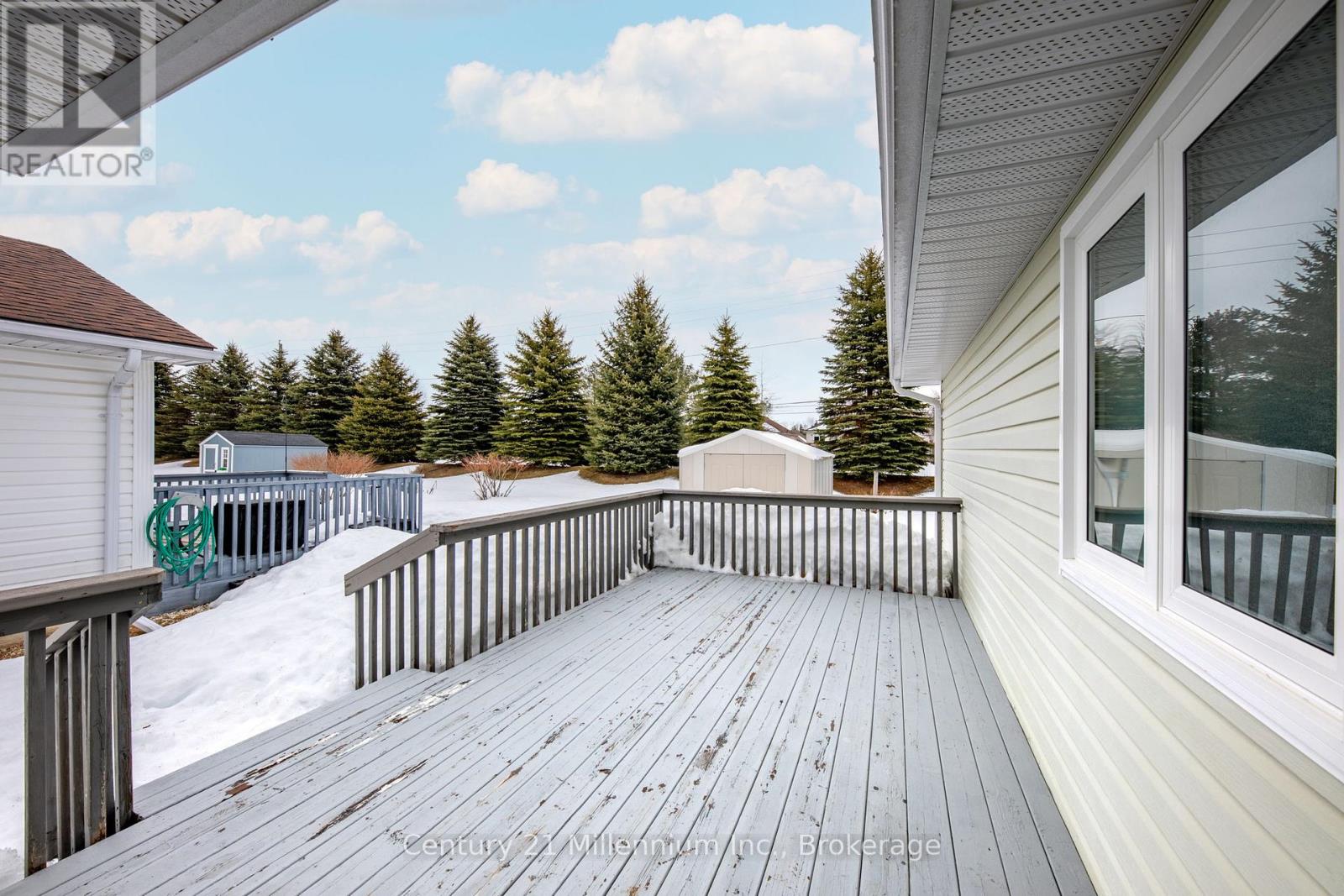 20 Illinois Crescent, Wasaga Beach, Ontario  L9Z 3A8 - Photo 32 - S12872042