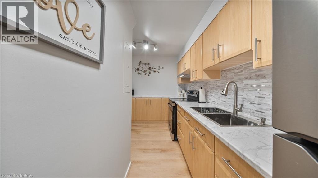 36 Hayhurst Road Unit# 136, Brantford, Ontario  N3R 6Y9 - Photo 12 - 40803822