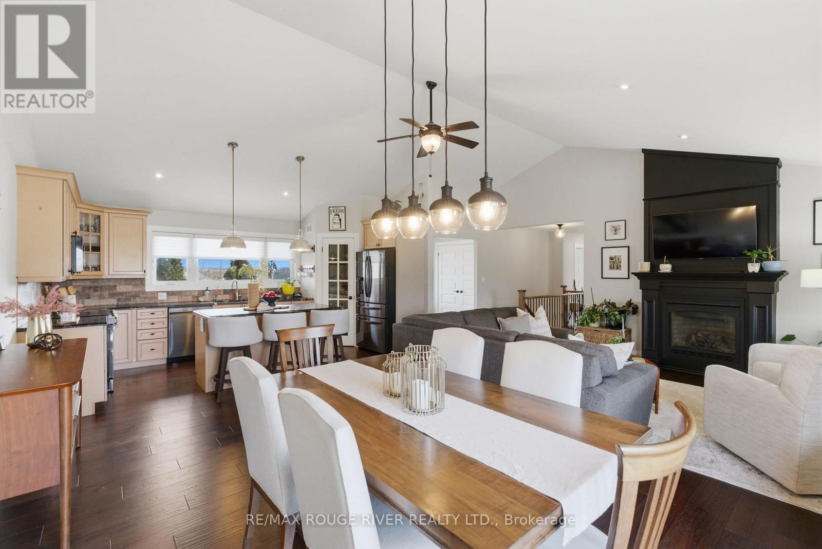 660 Hayes Line, Cavan Monaghan (Cavan Twp), Ontario  K0L 2W0 - Photo 10 - X12871908