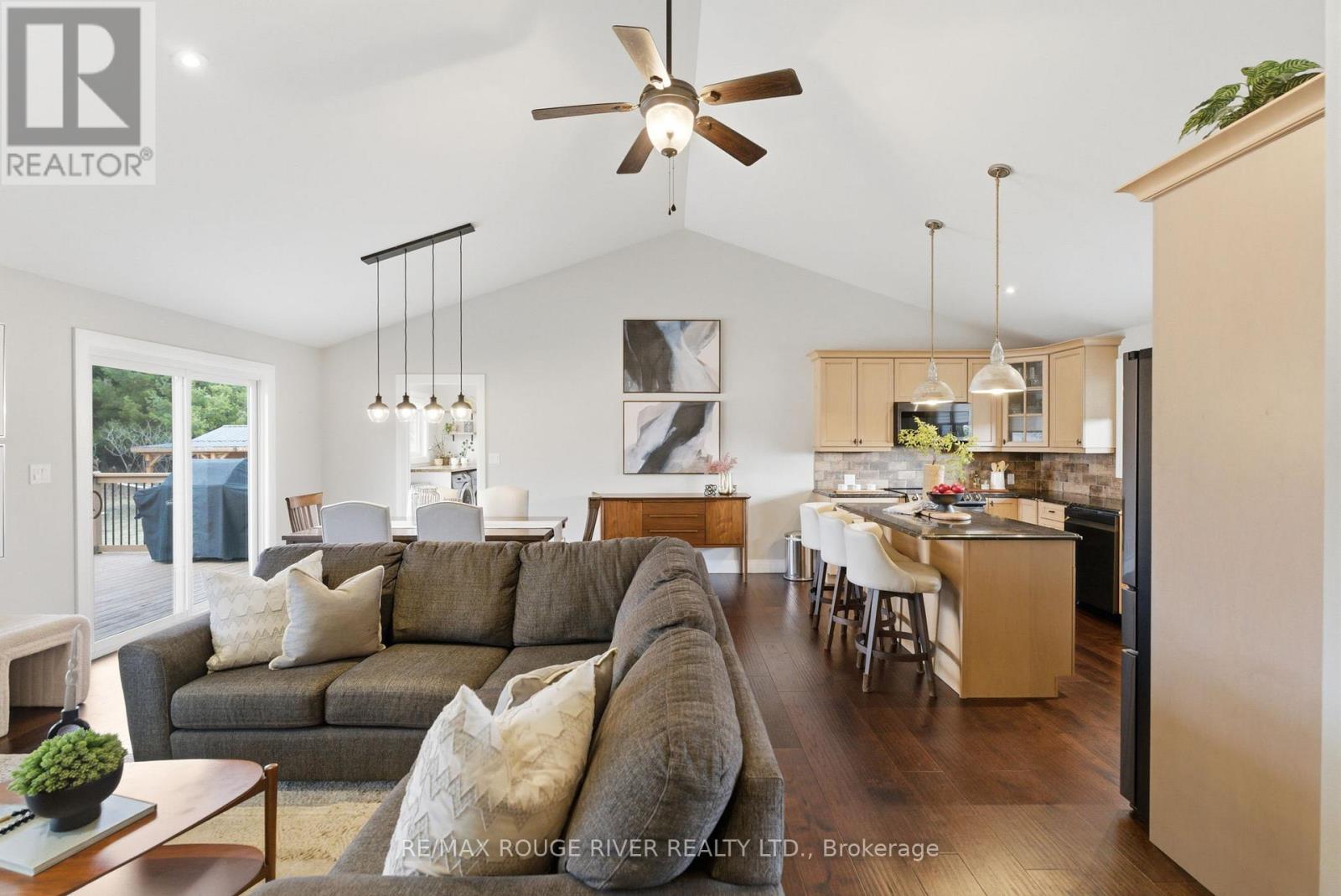 660 Hayes Line, Cavan Monaghan (Cavan Twp), Ontario  K0L 2W0 - Photo 4 - X12871908