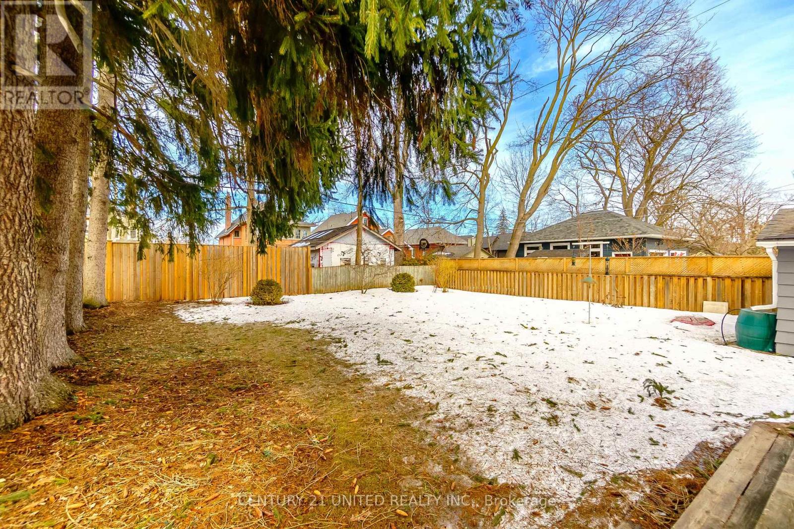 558 Gilmour Street, Peterborough, Ontario  K9H 2K2 - Photo 30 - X12872012