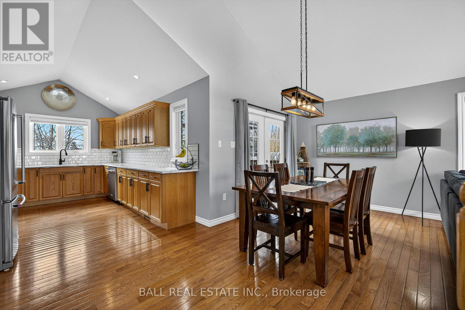 35 Applewood Drive, Trent Hills (Campbellford), Ontario  K0L 1L0 - Photo 10 - X12872076